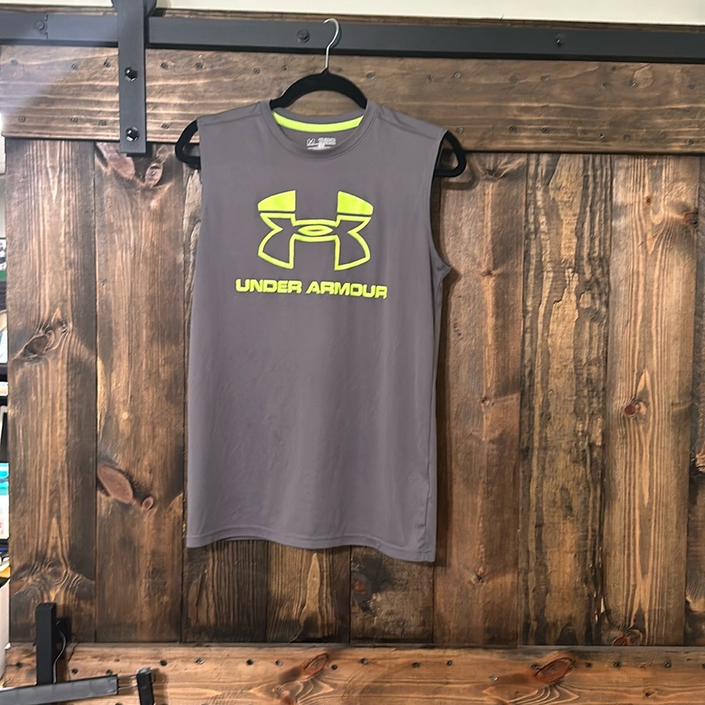Under Armour tank YXL